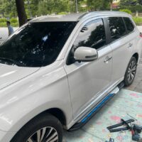 Bệ bước chân Mitsubishi Outlander mẫu MCB chất lượng tại OrokingAuto