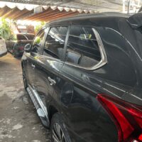 Bệ bước chân chính hãng Mitsubishi Outlander