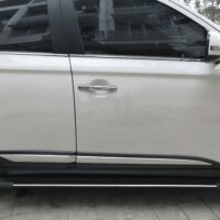 Bệ bước chân Mitsubishi Outlander mẫu một vạch Inox có nhiều ưu điểm nổi bật
