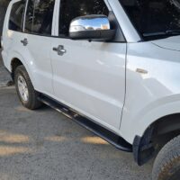Bệ bước chân Mitsubishi Pajero mẫu MA có nhiều ưu điểm nổi bật