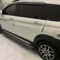 Bệ bước chân Suzuki XL7 mẫu GL có nhiều ưu điểm nổi bật