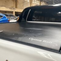 Mở, đóng nắp thùng cuộn cơ xe Ford Ranger Wildtrack nhanh chóng