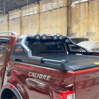 Mở, đóng nắp thùng cuộn cơ xe Nissan Navara nhanh chóng