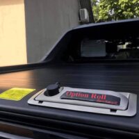 Mở, đóng nắp thùng cuộn cơ xe Toyota Hilux nhanh chóng