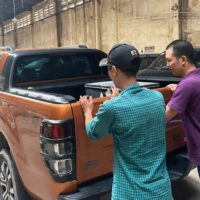 Mở, đóng nắp thùng cuộn điện Option xe Ford Ranger Wildtrak nhanh chóng