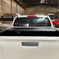 Nắp thùng cuộn điện Option xe Isuzu D-Max rất cần thiết ngày nay