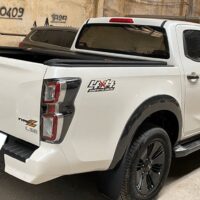 Mở, đóng nắp thùng cuộn điện Option xe Isuzu D-Max nhanh chóng