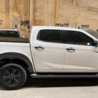 Nắp thùng cuộn điện Option xe Isuzu D-Max thuận tiện cho người dùng
