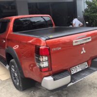 Mở, đóng nắp thùng cuộn điện Option xe Mitsubishi Triton nhanh chóng