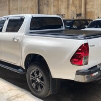Nắp thùng cuộn điện Option xe Toyota Hilux
