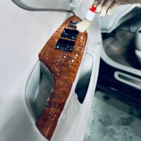 Vệ sinh nội thất ô tô là việc làm cần thiết