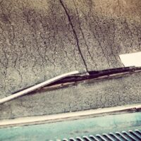 Những nguyên nhân khiến kính bị ố