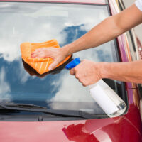 Cách nhận biết kính ô tô bị ố màu