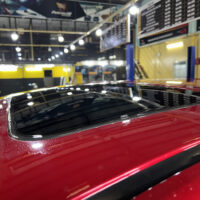 Tẩy ố kính ô tô hiệu quả với công nghệ mới