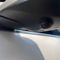 Phụ kiện camera 3 mắt Kia hỗ trợ lái xe an toàn