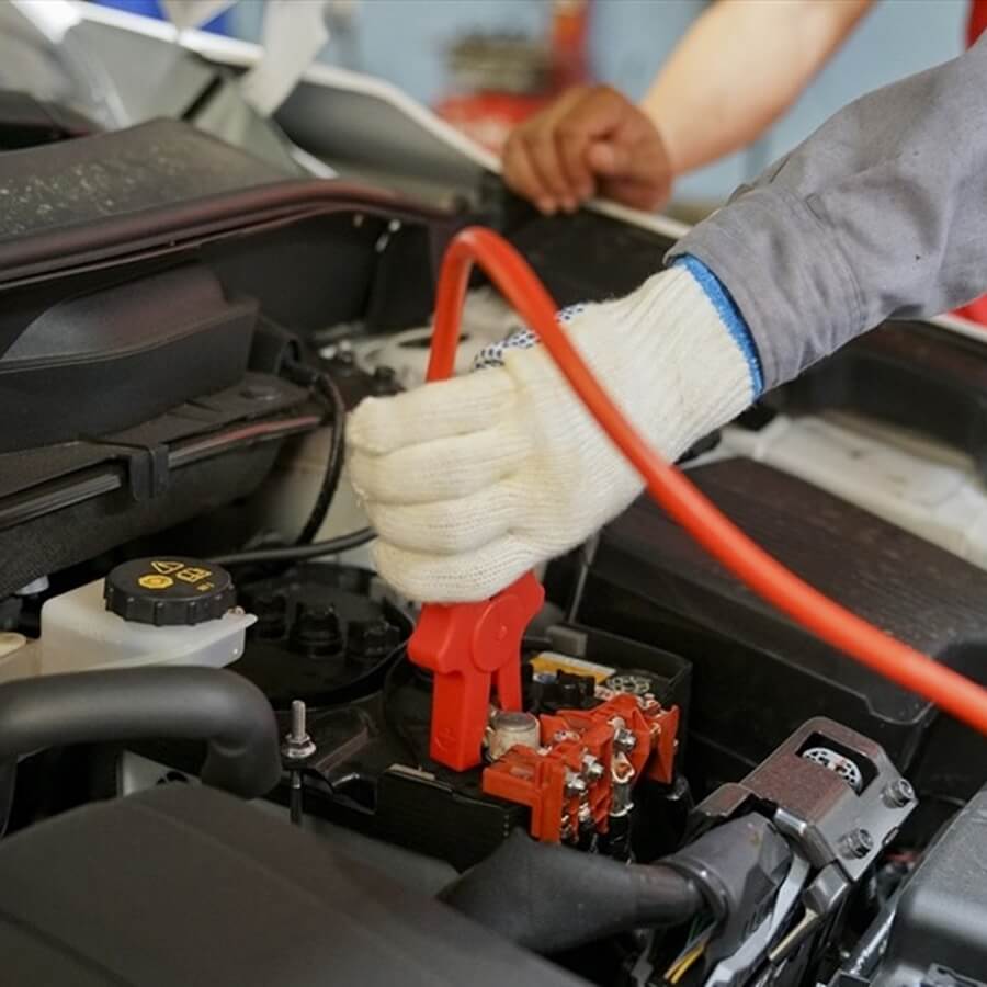 Hướng dẫn thay ắc quy ô tô