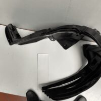 Lòng vè nhựa cho xe Honda Brio