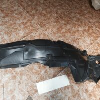 Lắp đặt Lòng Vè Nhựa Honda Civic tăng tính thẩm mỹ