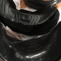 Lòng vè nhựa cho xe Nissan Navara cao cấp