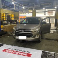 Lắp đặt màn hình Teyes CC3 xe Toyota Innova 2016 - 2023 tại Oroking Auto