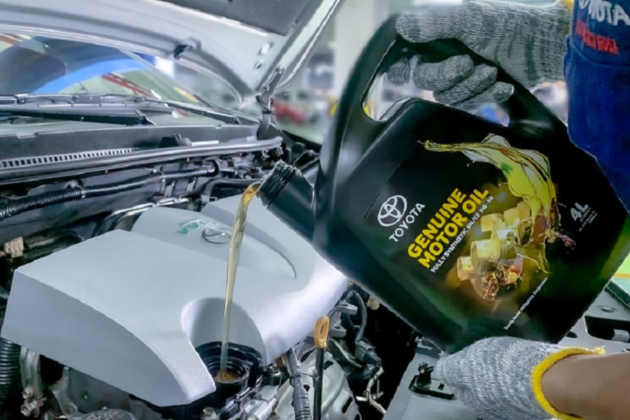 Thay dầu xe ô tô Vios