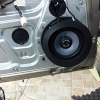 Thiết bị loa cánh cửa xe ô tô