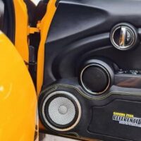 Ưu điểm loa cánh cửa cho xe ô tô