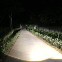 Ánh sáng Pha của Bi Titan Black Led