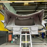 Lều nóc dã ngoại