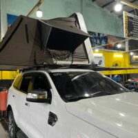 Lều nóc mui cứng