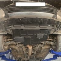 Tấm chắn gầm ô tô được thiết kế - màu sắc đẹp mắt góp phần tạo nên tổng thể toàn diện cho ô tô