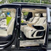 Độ Ghế Limousine Kia Carnival 2024 Crystal Throne 4.0 với khung ghế rộng rãi, thư giãn tuyệt đối