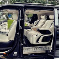 Lý do nên đổi màu nội thất Kia Carnival