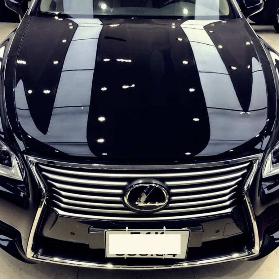 Đánh bóng xe ô tô