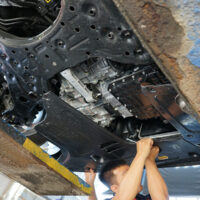 Tấm chắn gầm Hyundai Palisade bảo vệ động cơ bên trong khỏi tác nhân gây rỉ sét - nứt vỡ