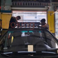 Cản chướng ngại vật bằng giá nóc xe Mitsubishi Zinger vô cùng tuyệt vời