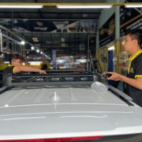 Giá nóc xe Kia Carnival chịu được trọng lượng lớn