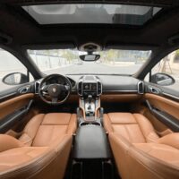 Lắp đặt bọc ghế da nappa xe Porsche Cayenne