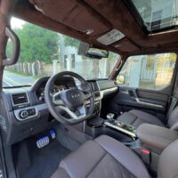 Bọc trần da lộn xe BAIC Beijing BJ80 giúp nâng tầm nội thất ô tô trở nên sang trọng và cuốn hút hơn.