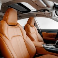 Quy trình thi công bọc trần da lộn xe Maserati Levante tại OroKing Auto