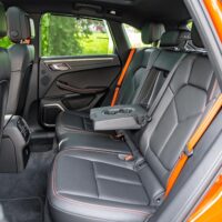 Lắp đặt bọc ghế da nappa xe Porsche Macan