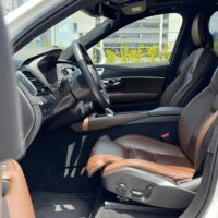 Quy trình thi công bọc trần da lộn xe Volvo XC90 tại OroKing Auto