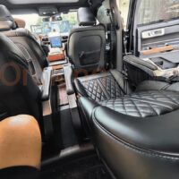 Chiếc ghế Limousine Toyota Innova Cross 2024 khổng lồ