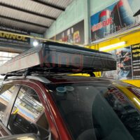 Lều nóc xe Ford Everest với nhiều tính năng hữu ích