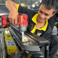 Lều dã ngoại gắn nóc xe ô tô tiện dụng