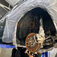 Dung dịch phủ gầm xe chống gỉ sét, ăn mòn hiệu quả