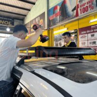 Baga mui xe Kia Sedona tăng tạo độ thẩm mỹ, sang trọng cho xe