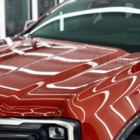 Hạn chế hóa chất độc hại ăn mòn bề mặt vỏ xe