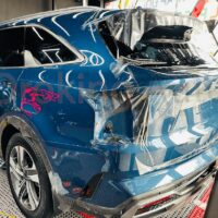 Hạn chế hóa chất độc hại ăn mòn bề mặt vỏ xe