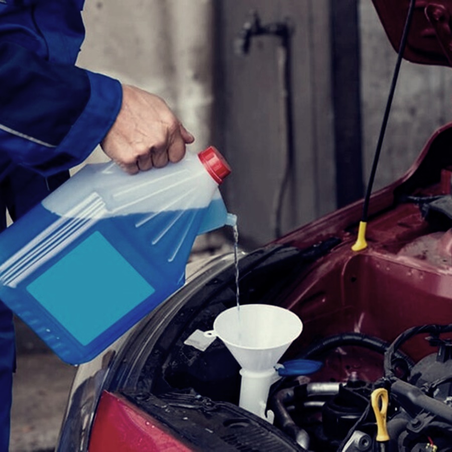 Nước rửa kính ô tô